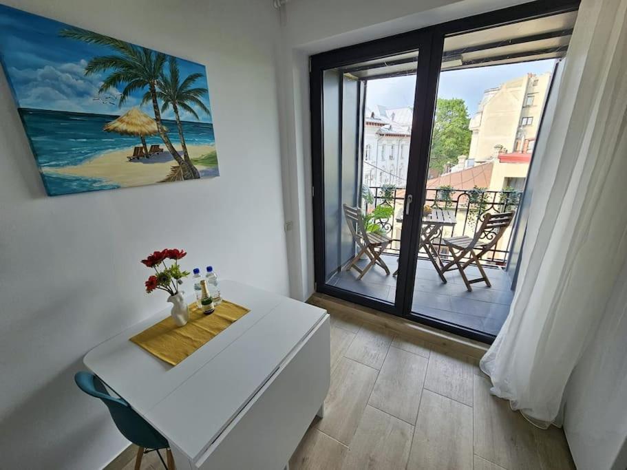 Apartment Cozy & Comfortable Apartment, Cismigiu Park - Pop7