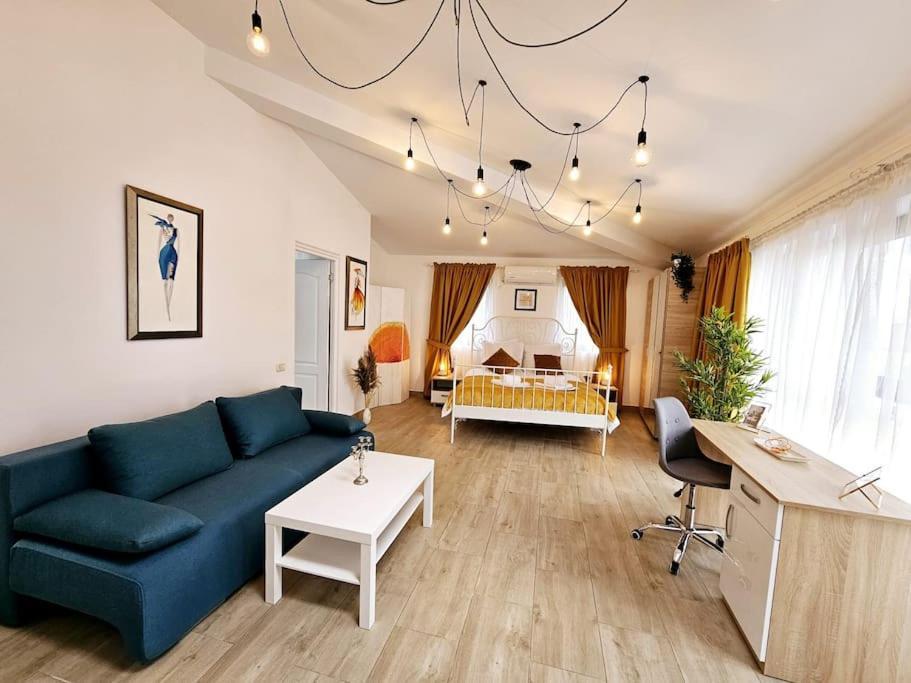 Cozy & Comfortable Apartment, Cismigiu Park - Pop7 Bucharest