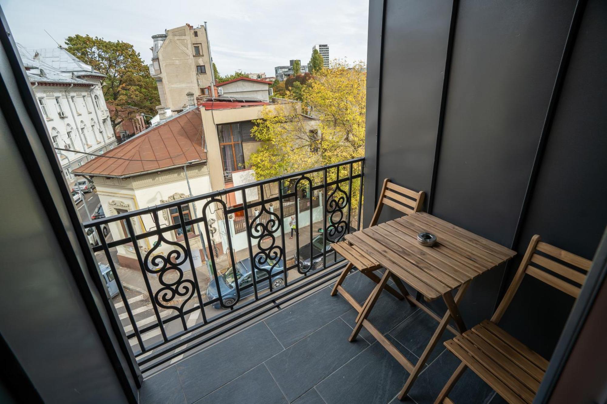 Cozy & Comfortable Apartment, Cismigiu Park - Pop7 * בוקרשט