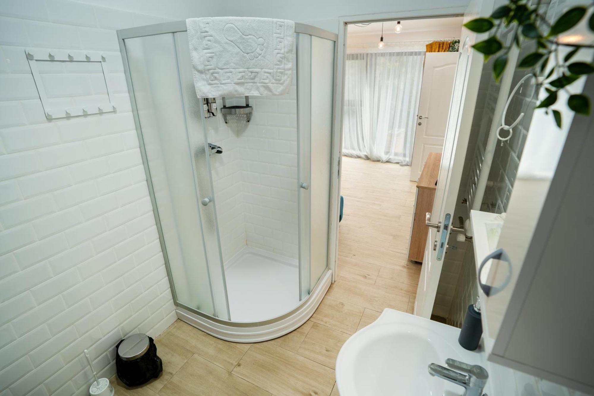Cozy & Comfortable Apartment, Cismigiu Park - Pop7 בוקרשט
